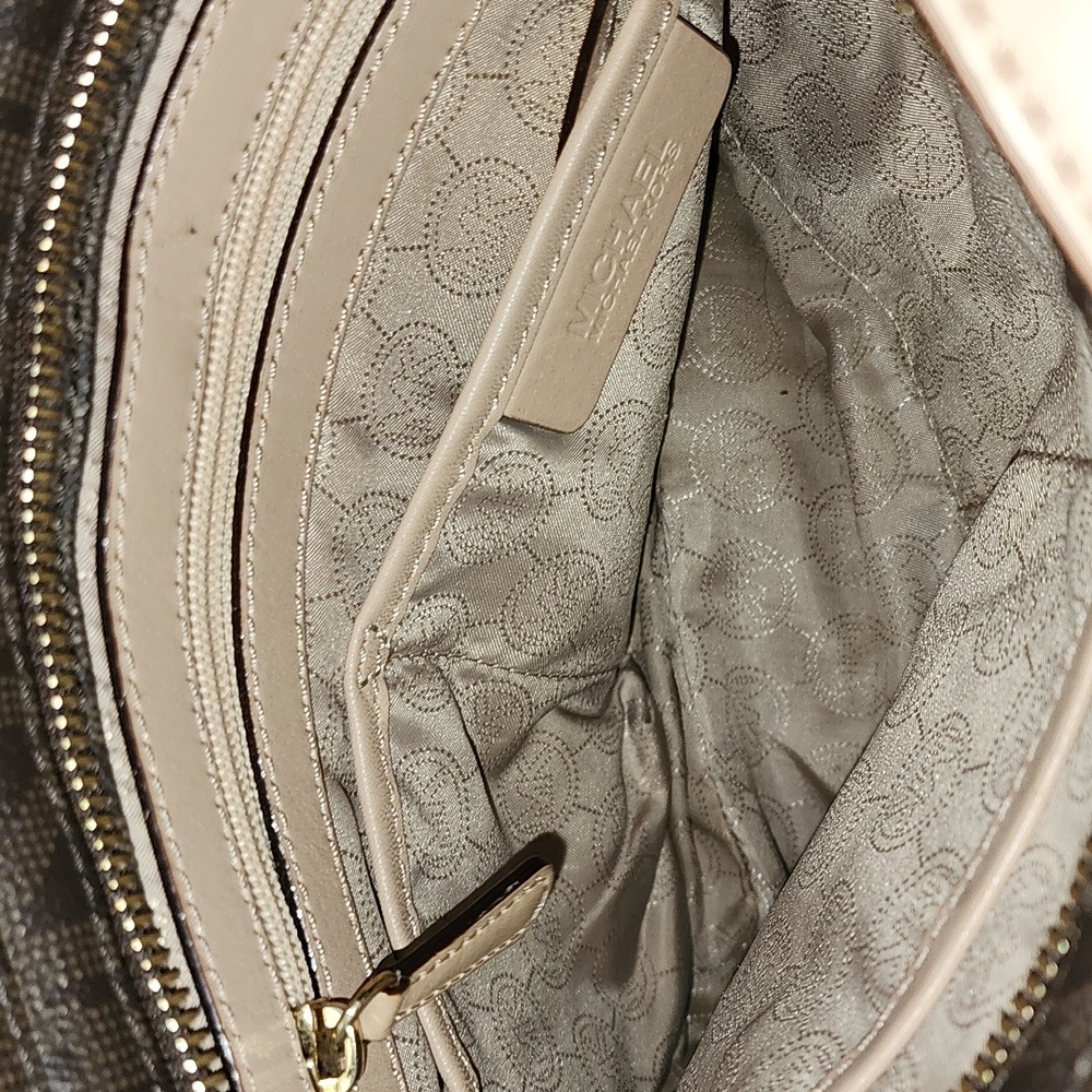 Michael Kors Dark Brown Monogram Shoulder Bag Preowned - Picture 10 of 11